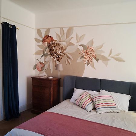 Bed and Breakfast La Parenthese A Etrigny Экстерьер фото