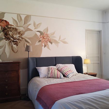 Bed and Breakfast La Parenthese A Etrigny Экстерьер фото