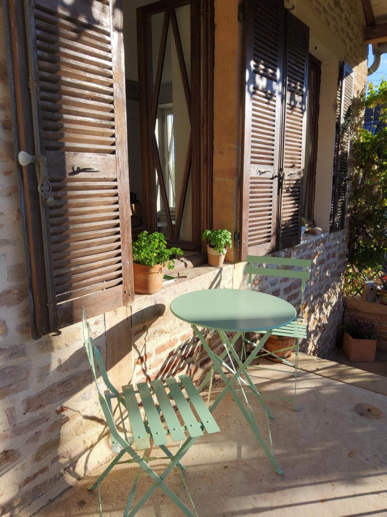 Bed and Breakfast La Parenthese A Etrigny Экстерьер фото